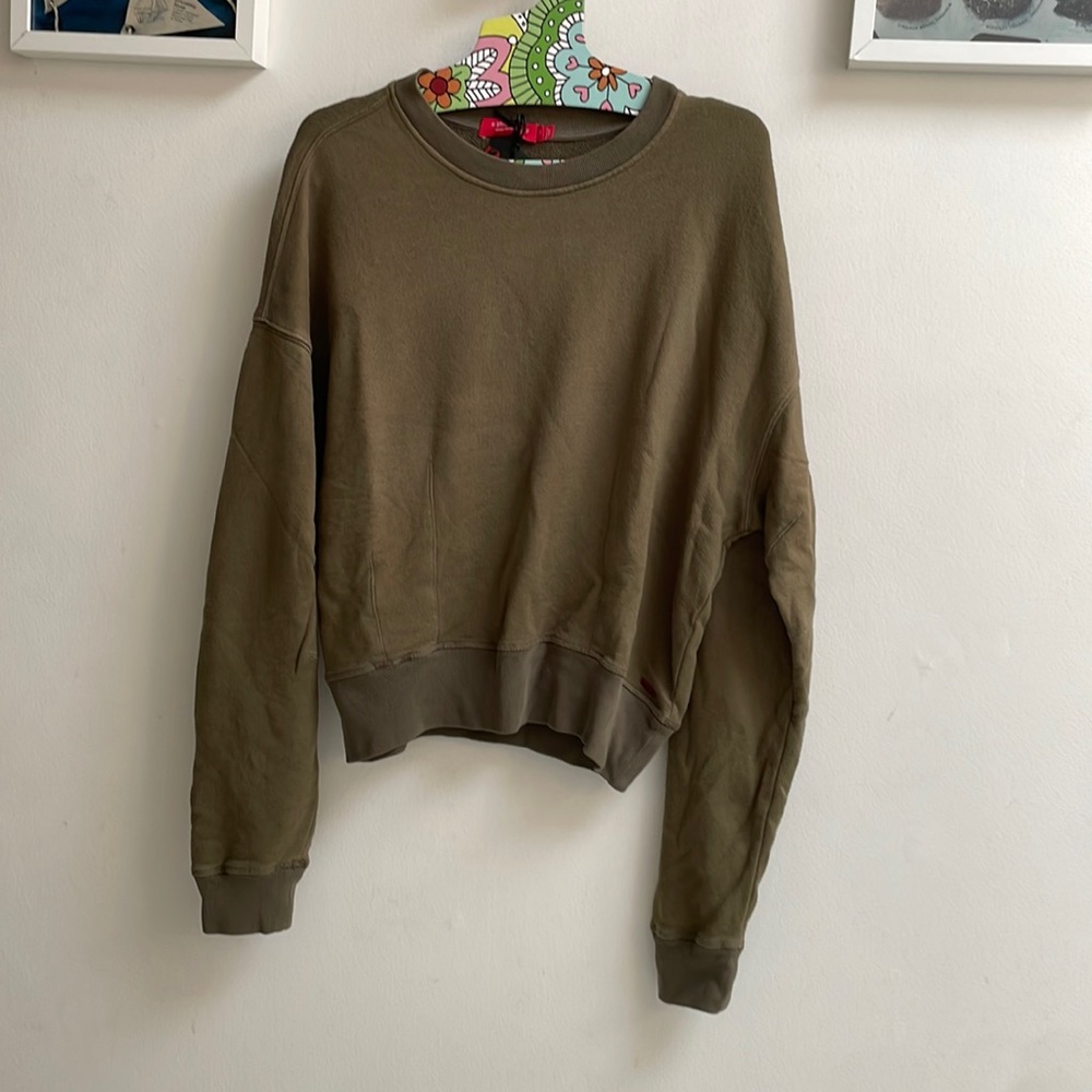 NWT Philanthropy pullover